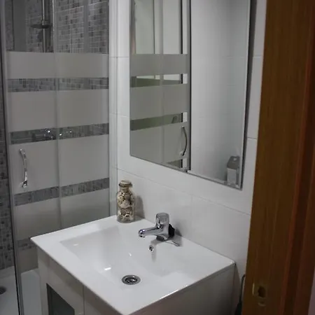 Apartamento Moderno Cerca Del Centro Malaga Exterior photo